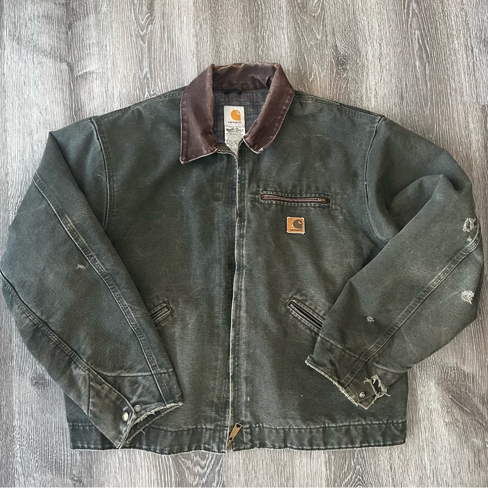 Vintage Carharrt J97 MOS Detroit Jacket Distressed XL